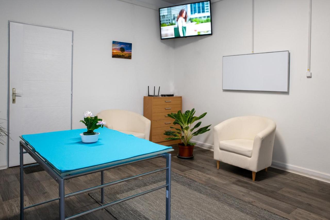 Kuelker Hostel Βουδαπέστη Εξωτερικό φωτογραφία