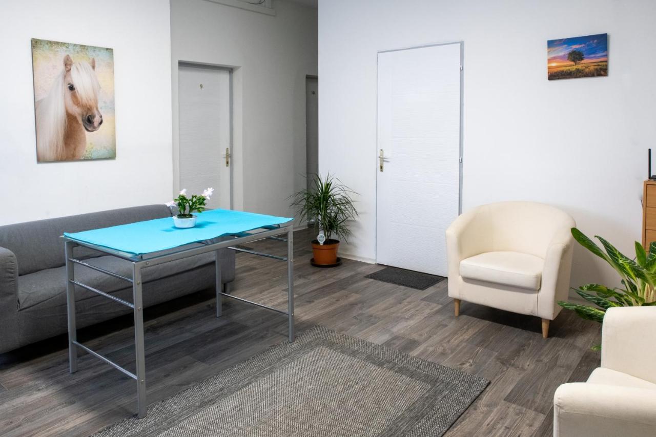 Kuelker Hostel Βουδαπέστη Εξωτερικό φωτογραφία