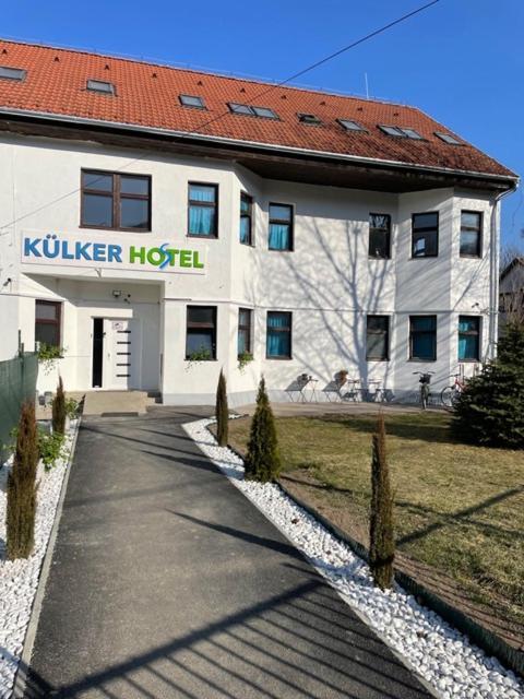 Kuelker Hostel Βουδαπέστη Εξωτερικό φωτογραφία
